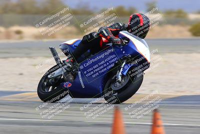 media/Mar-13-2022-SoCal Trackdays (Sun) [[112cf61d7e]]/Turn 2 (130pm)/